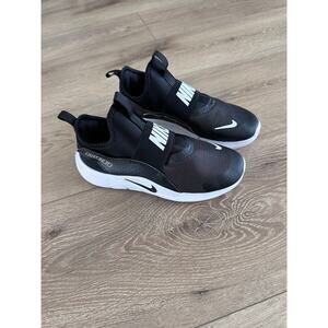 Nike Flex Runner Black White Size 3Y No Laces Pull On Shoes